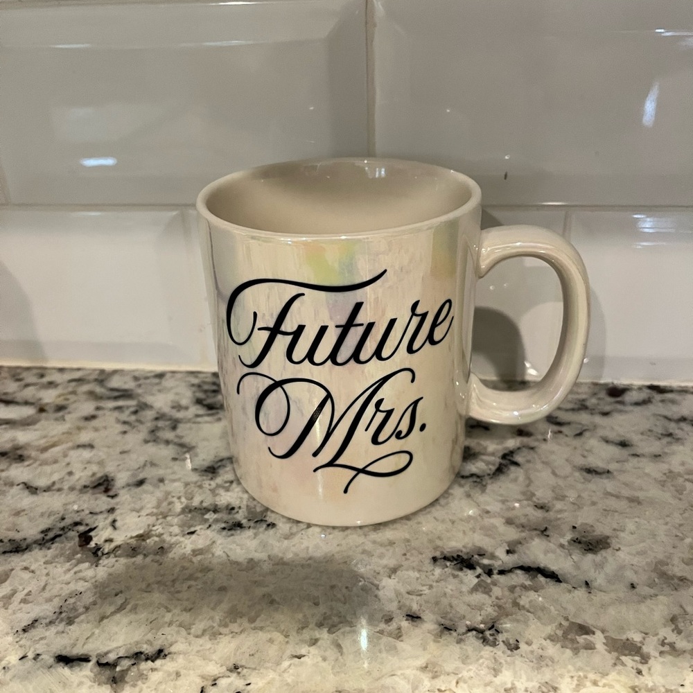 Natural Life coffee mug.